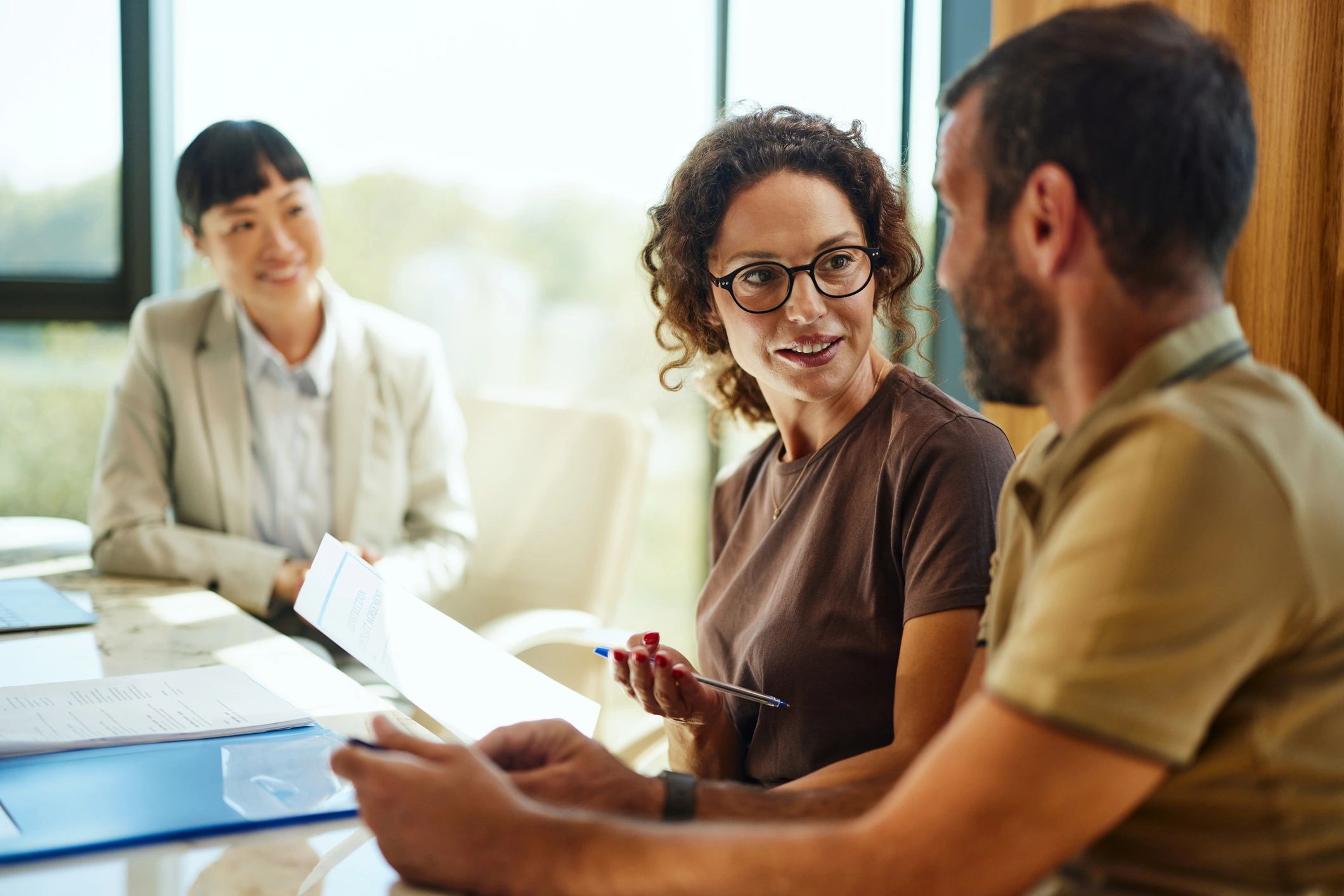 Family meeting with a placement consultant